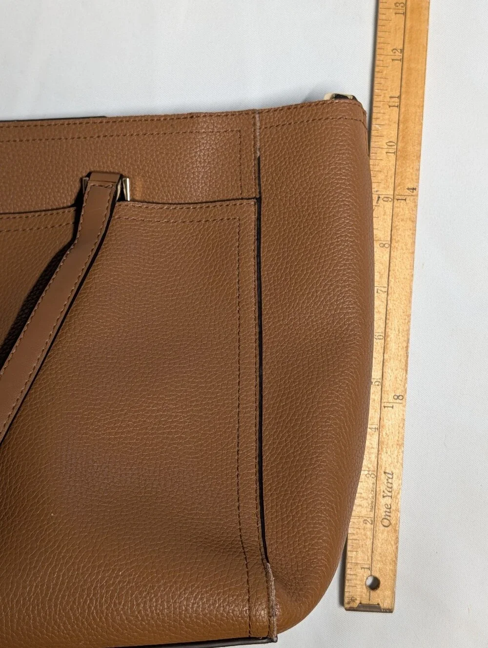 MICHAEL KORS Tan Leather Tote Bag with Signature Logo Charm